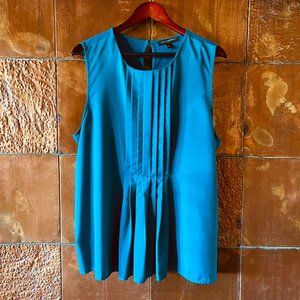 Banana Republic * Sleeveless, Front-pleated Top * Teal * XL
